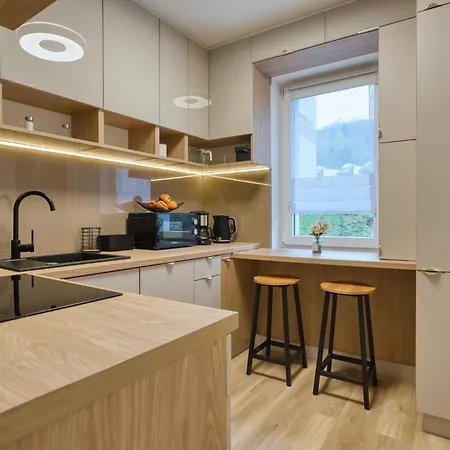 Dmi Grand Premium * Kamienna Gora